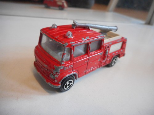 Majorette mercedes pompier - mercedes,