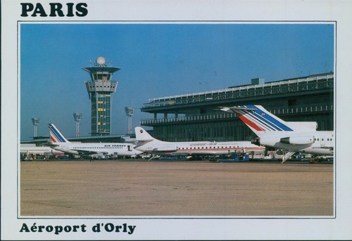 F30 152 aeroport - ,