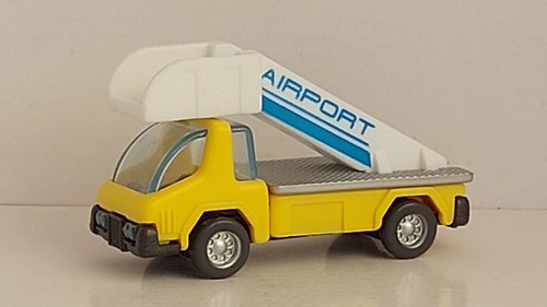 Aeroport start ein - start, in