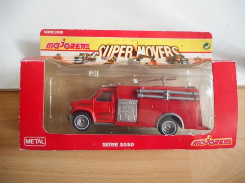 Majorette ambulance aeroport - ambulance,