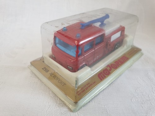 Aeroport rot majorette - |, |
